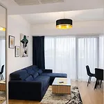 Apartamento Hanza Tower 421 *
