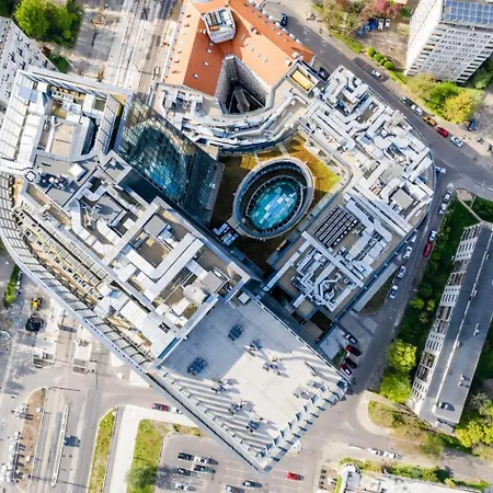 Hanza Tower 421 Apartment