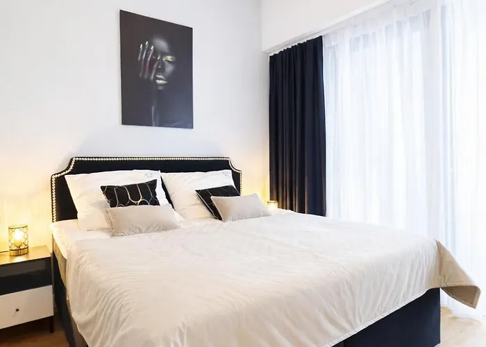 Apartamento Hanza Tower 421 *